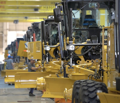 Tratores teleoperados e estoque automatizado: as tecnologias por trás da Caterpillar